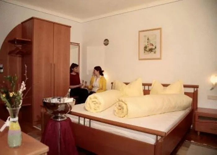 Retzerlandhof Familie Graf Zellerndorf